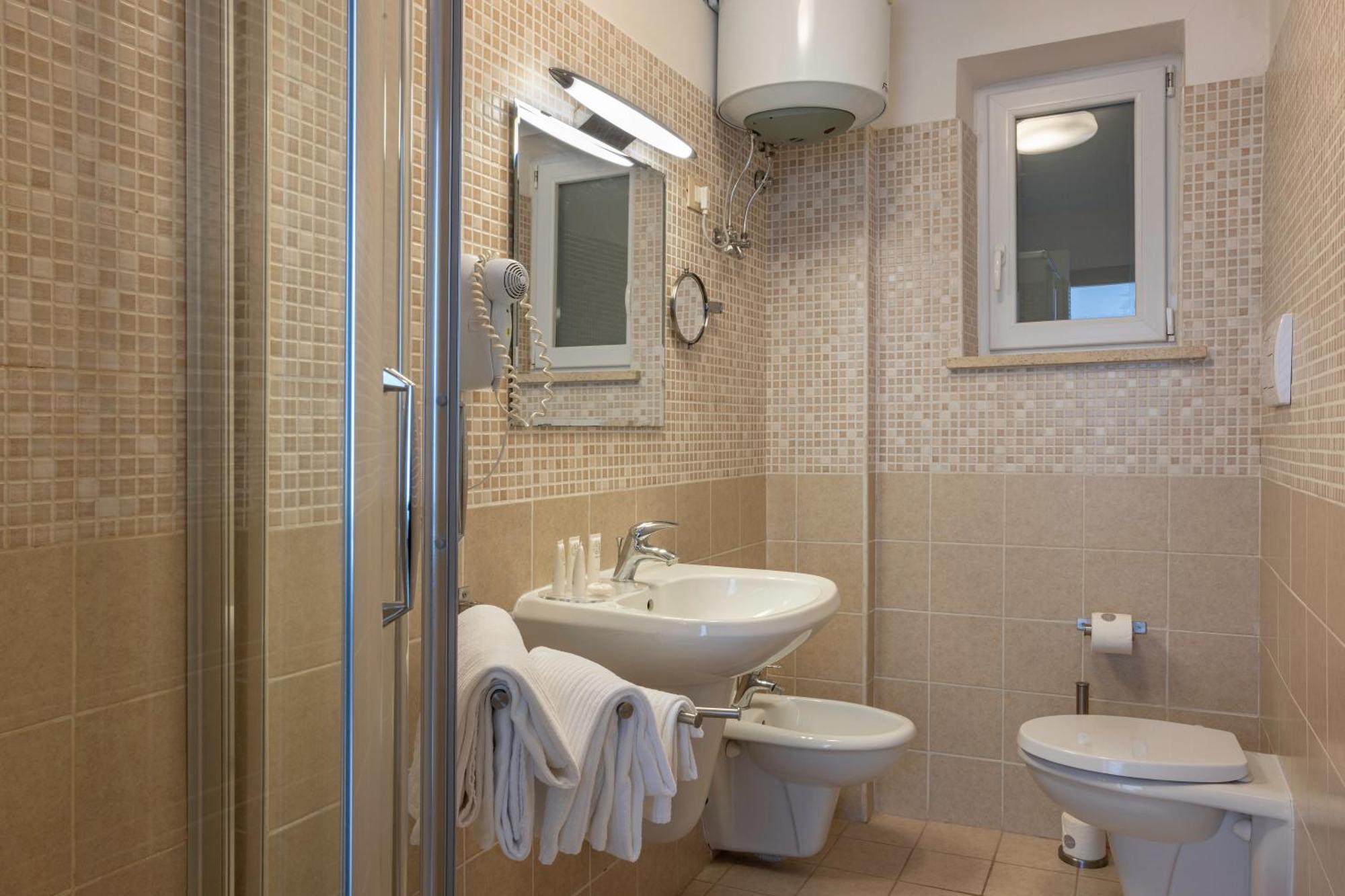 V Hotel Ancona Habitación foto